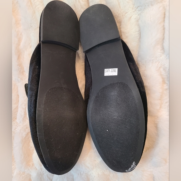 Steve Madden New Black Velour Scarab Beetle Jeweled Slip On Shoes Size 6 - Picture 4 of 4